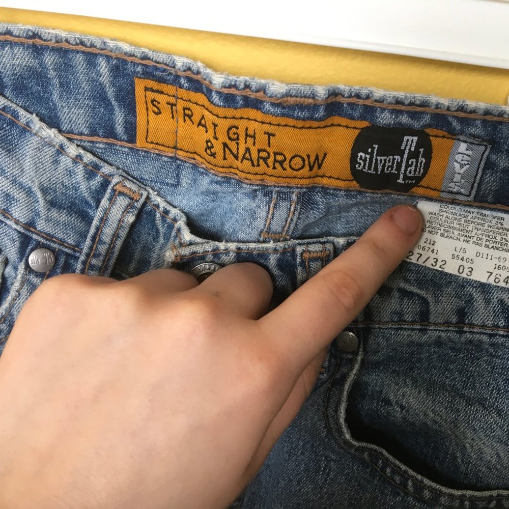 COPY - Vintage 90s SilverTab Levis!! - Picture 2 of 6
